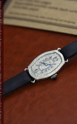 WEARWELのアンティーク腕時計-W1437-7