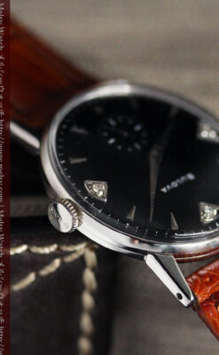 黒にダイヤモンドの映えるブローバの1954年製のアンティーク腕時計-W1447-10