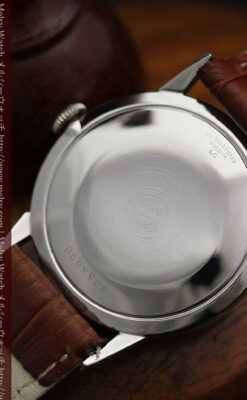 黒にダイヤモンドの映えるブローバの1954年製のアンティーク腕時計-W1447-16