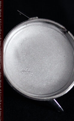 黒にダイヤモンドの映えるブローバの1954年製のアンティーク腕時計-W1447-17