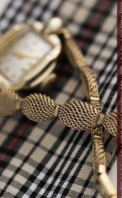 グリュエンの上品なメッシュバンドのアンティーク腕時計 【1950年頃】-W1466-9