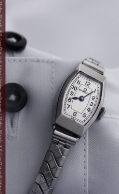 長く使いたくなるデザインのオメガの女性用アンティーク腕時計【1938年製】-W1468-3