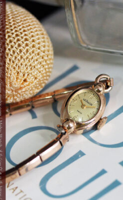 ジャガールクルトのローズ色の女性用アンティーク腕時計 【1940年頃】-W1473-14