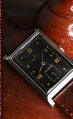 オメガ アンティーク腕時計 上品な黒と金のコントラスト 【1943年製】-W1481-8