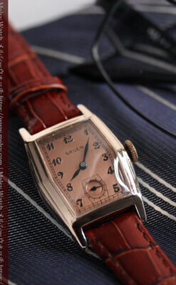 グリュエン 縦長六角形のアンティーク腕時計 ローズ色 【1950年頃】-W1482-1
