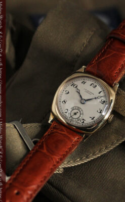 英国ベンソン クッション型の金無垢アンティーク腕時計 【1950年頃】-W1484-13