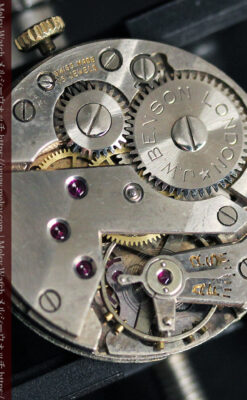 英国ベンソン クッション型の金無垢アンティーク腕時計 【1950年頃】-W1484-18