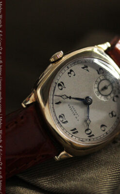 英国ベンソン クッション型の金無垢アンティーク腕時計 【1950年頃】-W1484-9