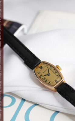 ロレックス 細長い樽型の女性用金無垢アンティーク腕時計 【1930年頃】-W1486-15