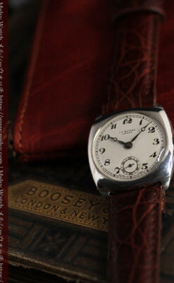 英国ベンソン 上品な騎士の彫りと銀無垢アンティーク腕時計 【1937年頃】-W1498-8