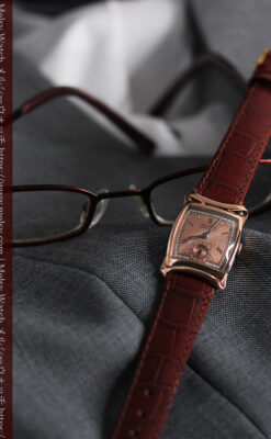 グリュエン ラッピング装飾されたようなローズ色の腕時計-W1502-6