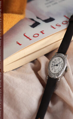 細工の綺麗なウォルサムの婦人物アンティーク腕時計 【1931年製】-W1504-12