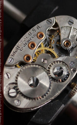 細工の綺麗なウォルサムの婦人物アンティーク腕時計 【1931年製】-W1504-15