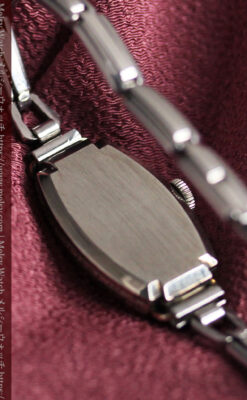 ウォルサムの上品な楕円形の女性用アンティーク腕時計 【1931年製】箱付き-W1507-12