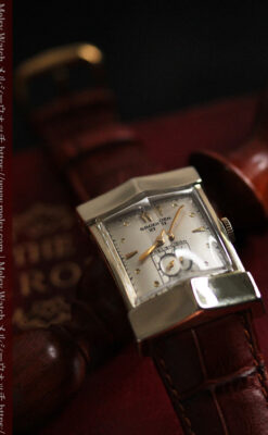 グリュエンの騎士の兜を彷彿とさせるアンティーク腕時計【1951年頃】-W1510-4