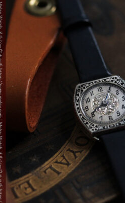 グリュエン 彫りとエナメル装飾の美しい女性用アンティーク腕時計 【1920年頃】-W1511-4