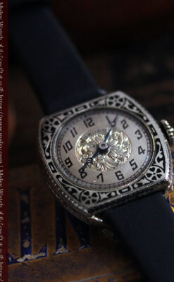 グリュエン 彫りとエナメル装飾の美しい女性用アンティーク腕時計 【1920年頃】-W1511-5