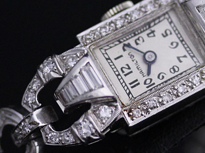 ダイヤモンドを鏤めたハミルトンの婦人物腕時計