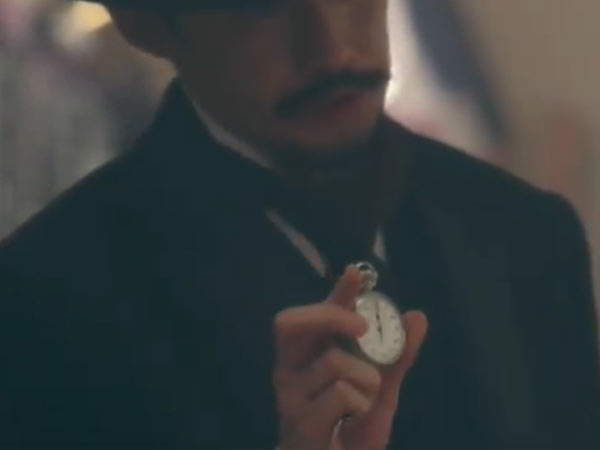 大河ドラマいだてんで大森兵蔵を演じる竹野内豊の懐中時計