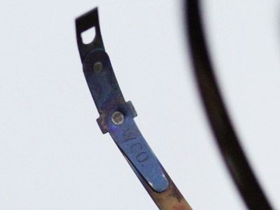 ぜんまいの接続部分の写真