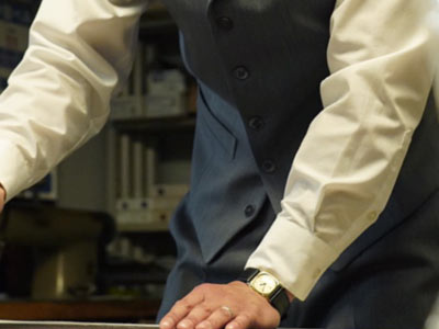 尾上寛之様に着けていただいた腕時計