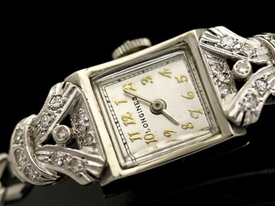 ダイヤモンドの入った豪華な婦人物腕時計