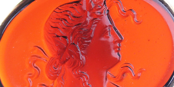 チェーンの飾り